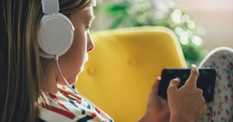 Podcast Ep. 12: “Is Technology Hurting the Classroom?” with Guest Brad Huddleston