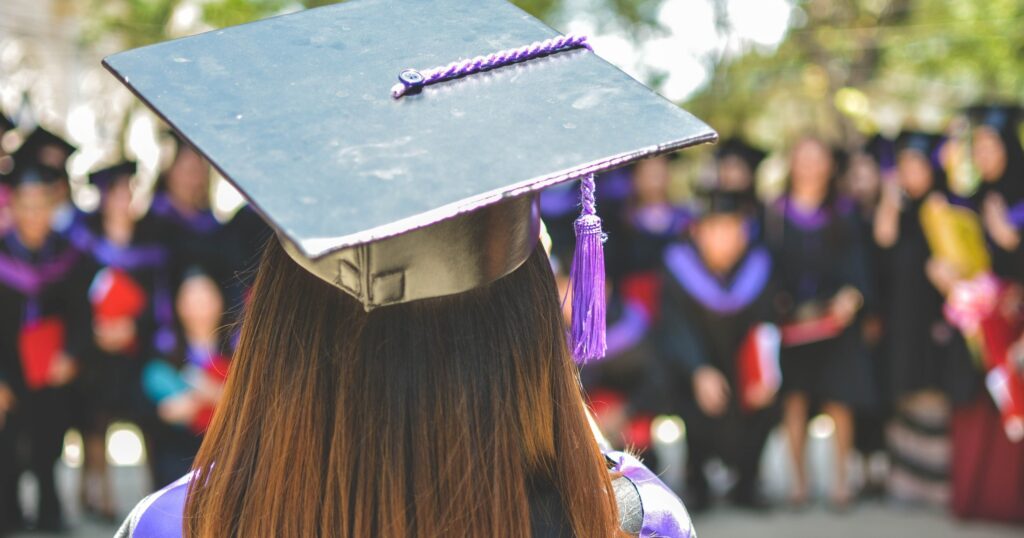 High School Students in This Colorado District Will No Longer Receive Valedictorian Awards